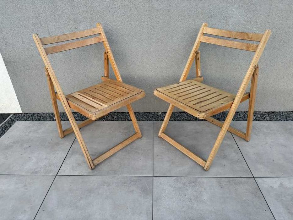 Krzesła drewniane składane