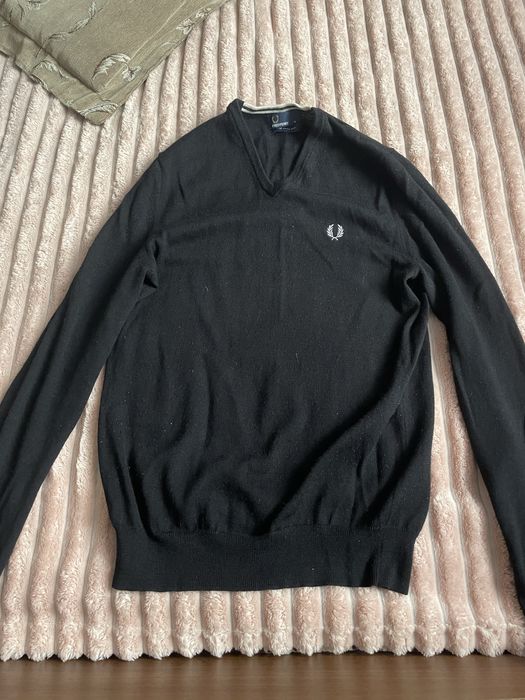 свитер бренда fred perry