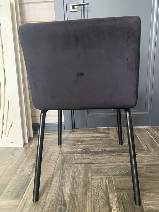 Розпродаж! Стільці, пуфи, крісла