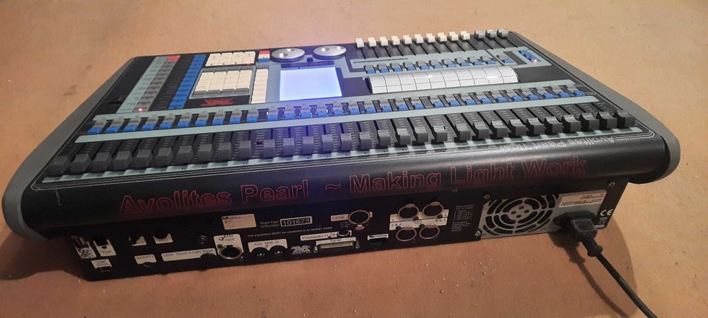 Avolites Pearl Tiger mesa de luzes DMX profissional e original