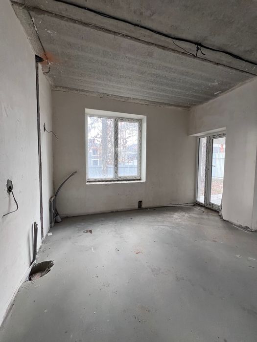 Продам дуплекс в котеджному містечку в Лісовій Бучі під чистову