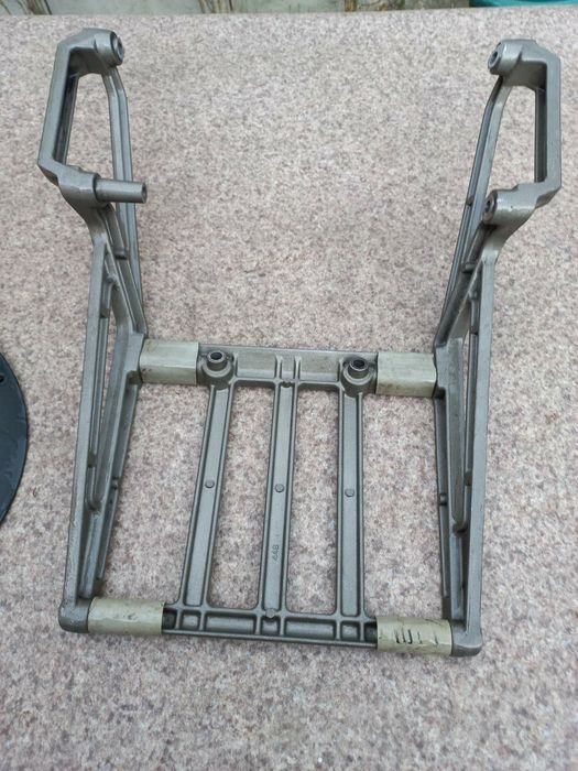 Продам комплект пластика на Dr 650