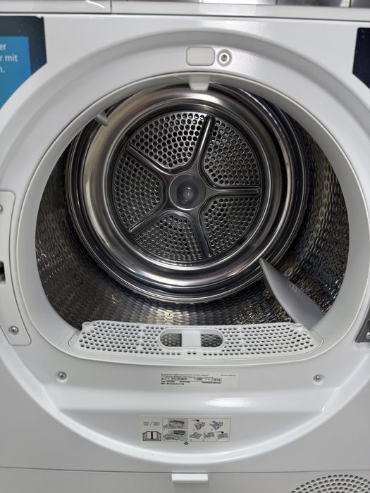 Сушильна машина Siemens IQ800/Функція пари!