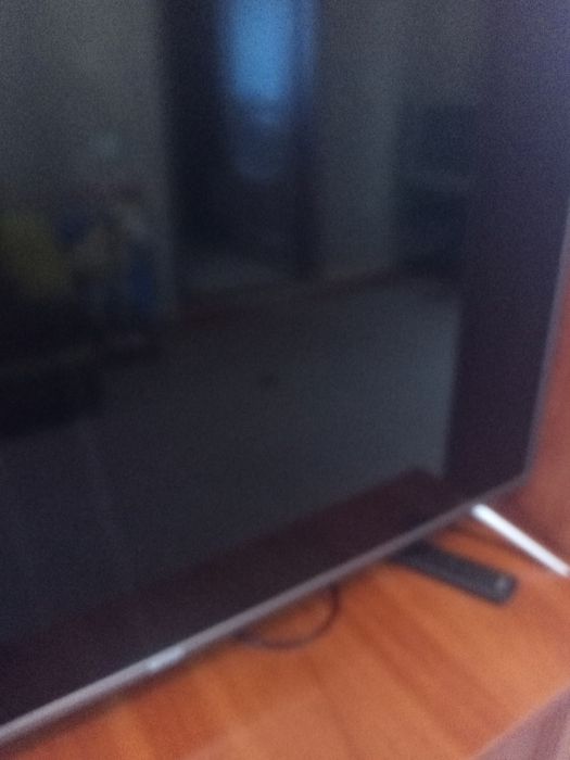 Продам смарт ТВ! 40 диагональ!