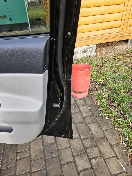 Продам машину,хюндай акцент 2009