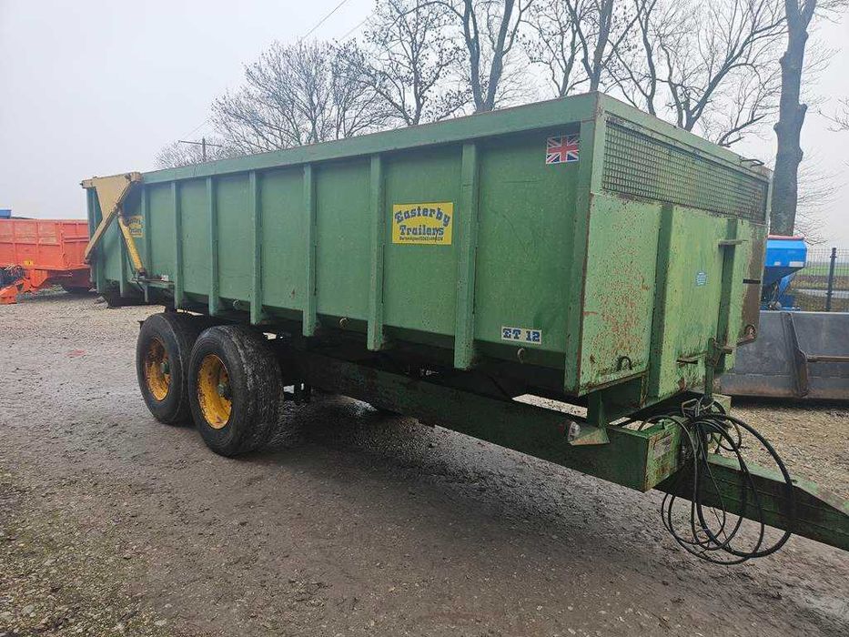 Przyczepa tandem, wywrotka, skorupowa, Zarejestrowana