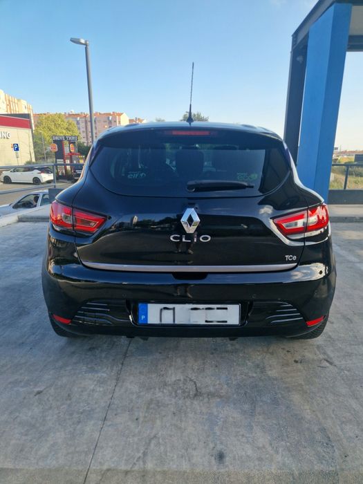Renault Clio 0.9 TCe 90cv | 2015 | 121.000 km | Revisão Feita | €8.000