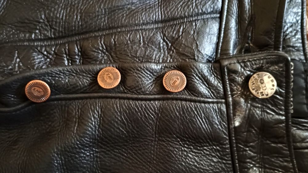 Мото штани,жіночі,шкіряні.