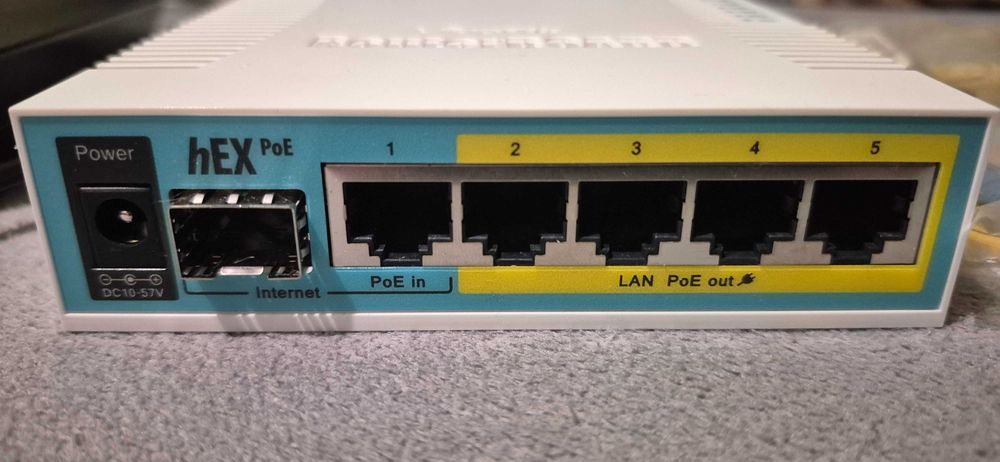 Router MikroTik hEX PoE RB960PGS + 2xWkładka SFP + światłowód