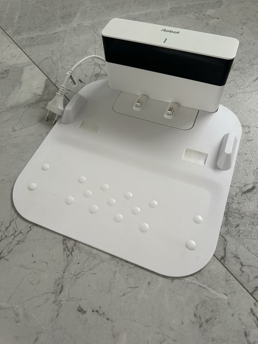 Robot Roomba brava jet m6