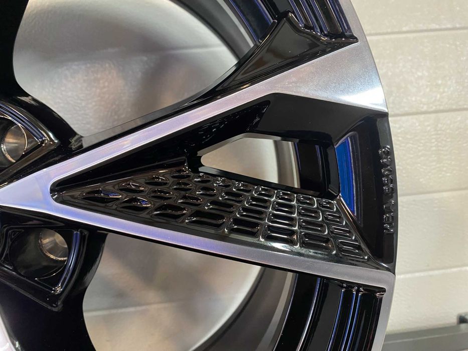 Alufelgi 18 5x112 8J Et.30 Skoda Karoq Octavia Superb MAM RS6 BFP NOWE