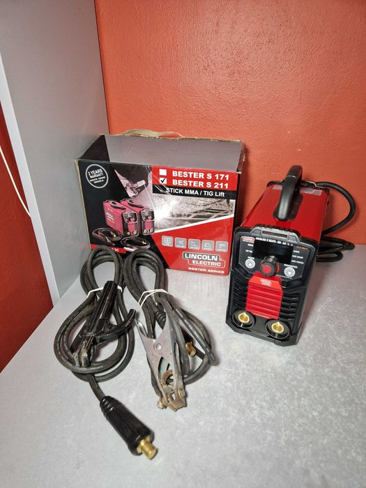 Spawarka inwertorowa Lincoln Electric Bester S 211