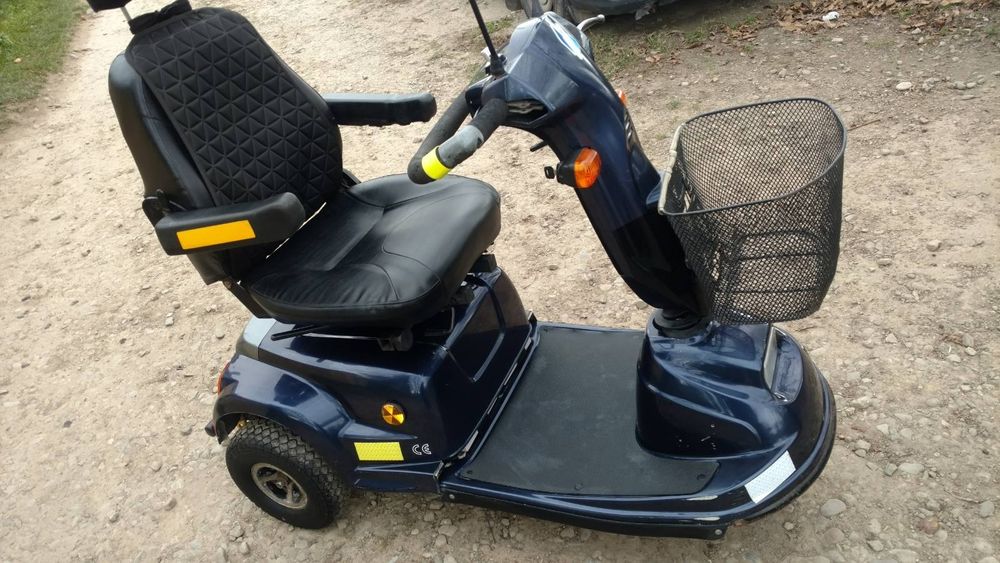 Продаю електроскутер для старших людей і інвалідів