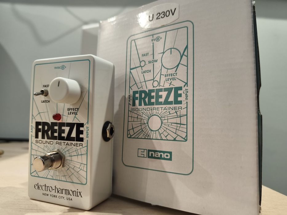 Pedal guitarra - EHX Freeze - Sound Retainer