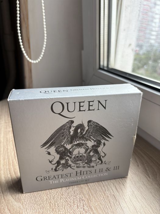 QUEEN GREATEST HITS プラチナム コレクション フィギュア付 queen greatest hits - купить CD, DVD диски - Цена на OLX.ua