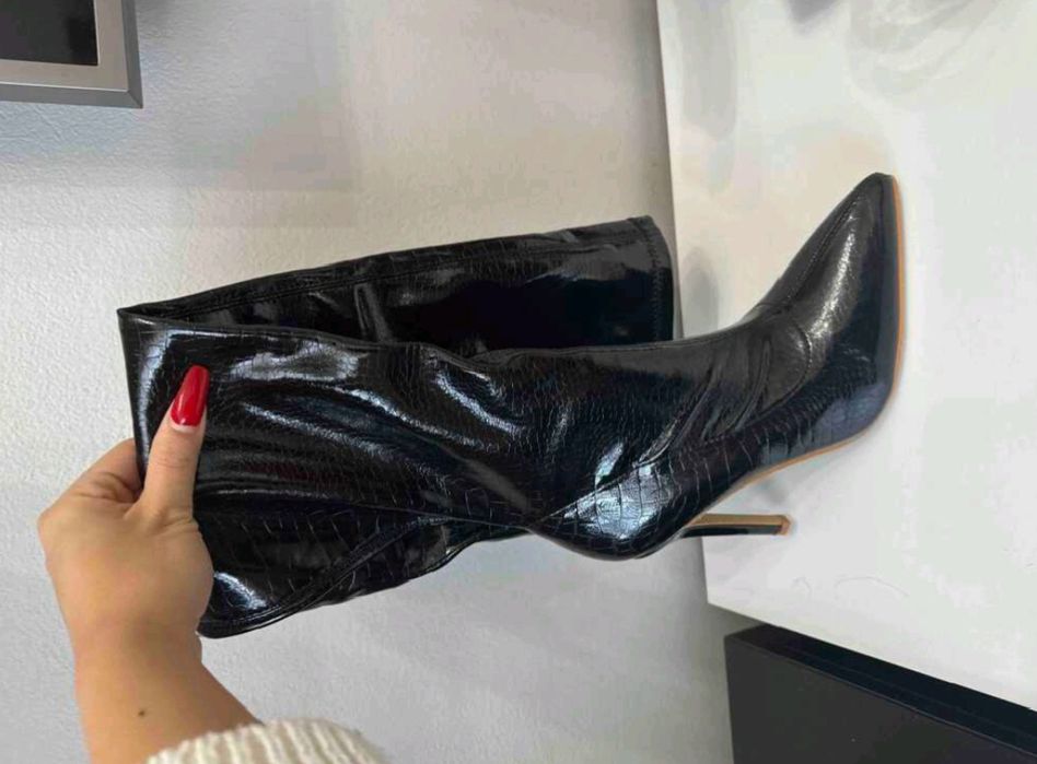 Eleganckie czarne kozaki za kolano