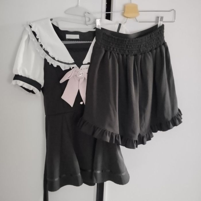 liz lisa jirai kei сет-ап чорний плаття з шортами
3000грн