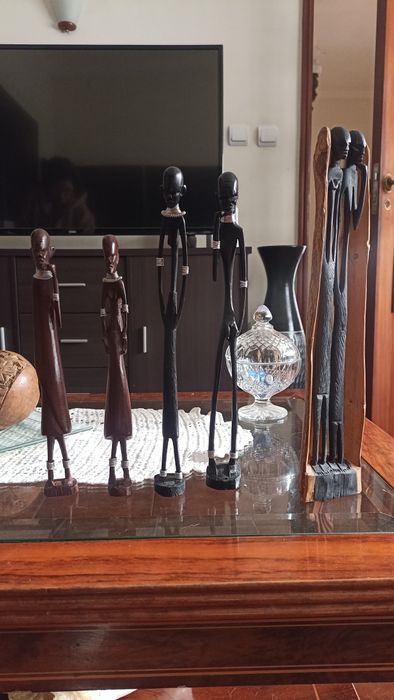 Estatuetas Africanas em madeira