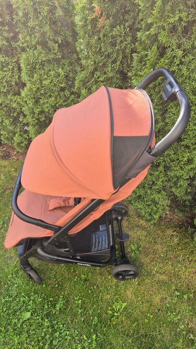 Easywalker Miley 2 Kompaktowy wózek spacerowy