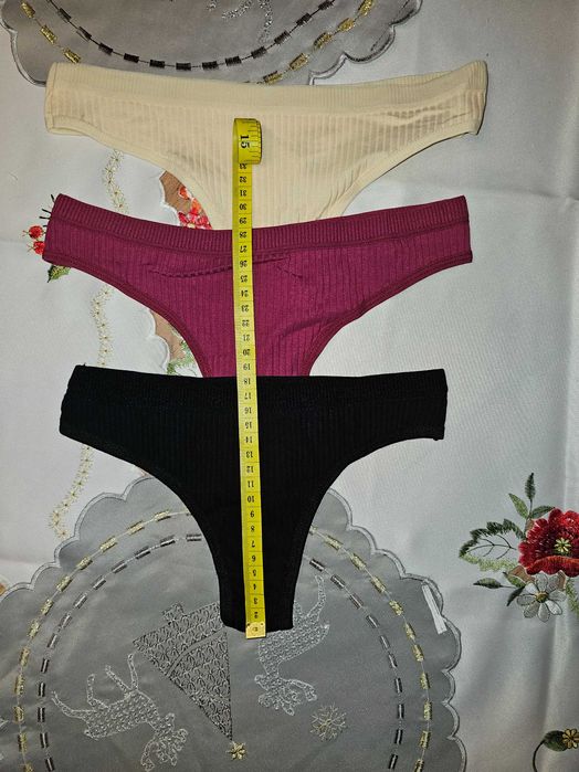 Majtki damskie stringi S