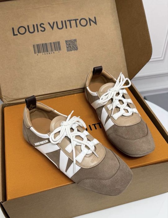 Кросівки louis vuitton різні