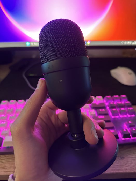 Микрофон Razer seiren mini