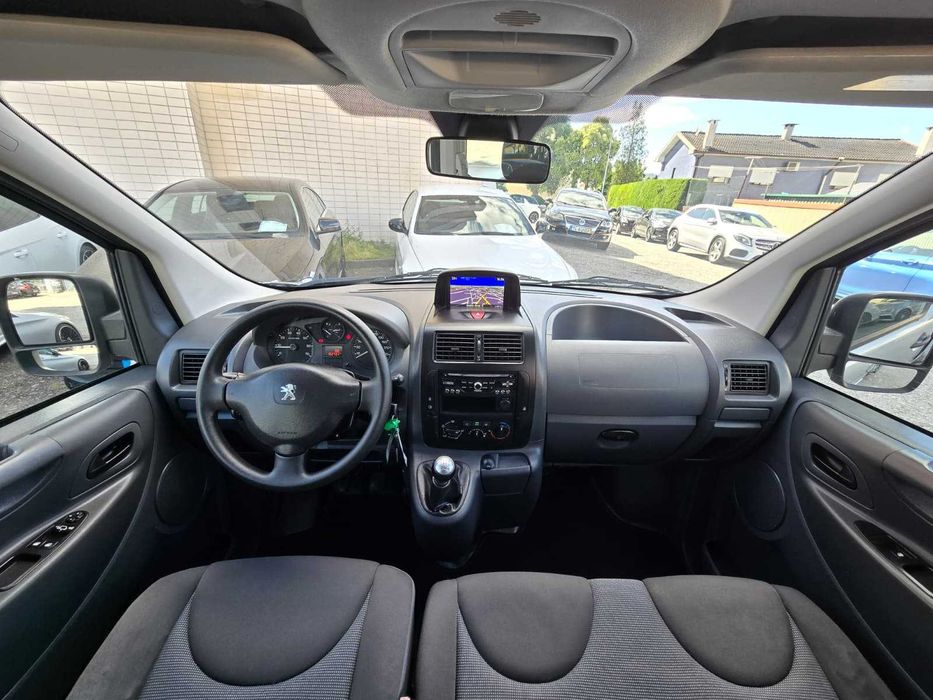Peugeot Expert L2 2.0Hdi 128Cv "Iva dedutível" (6 Lugares)