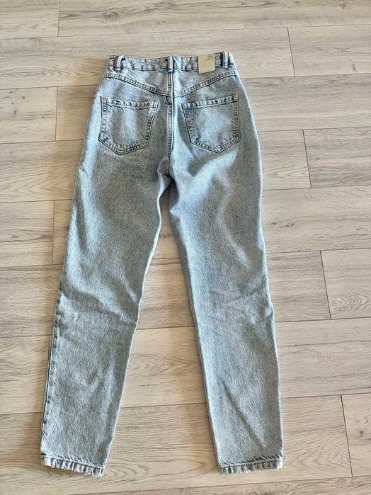 Damskie dżinsy Reserved