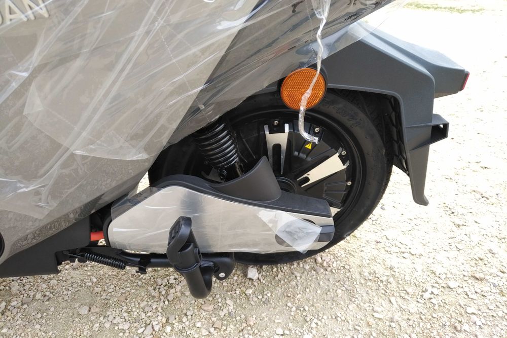 Luyuan S90 Pro Max 72V45Ah | 5200W | 150Km | 80Km/h | C/ Matrícula