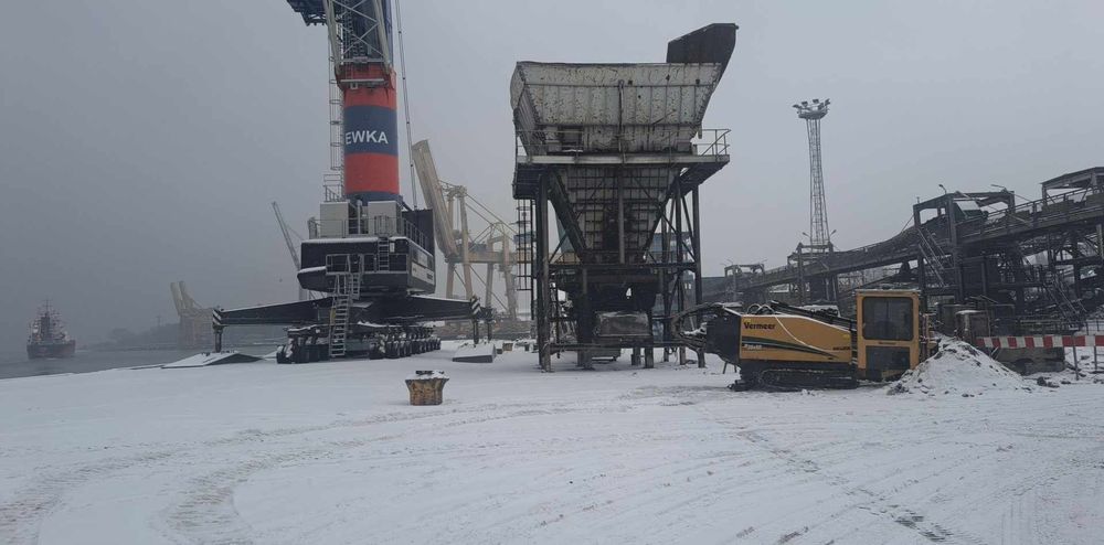 Przewierty Sterowane,Przeciski,Przyłącza Wod-Kan,Koparko-Ładowarka