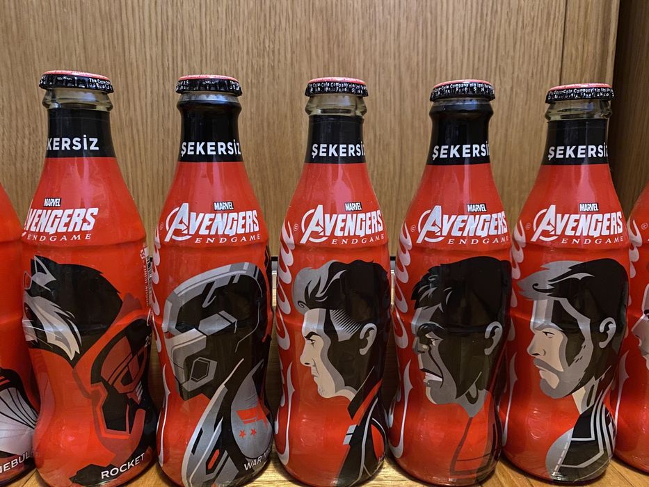 Conjunto garrafas de vidro dos Avengers Marvel da coca cola