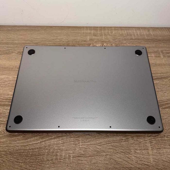 Macbook Pro 16" 2021 M1 Max / 64Gb DDR5 / SSD 1000Gb (код: M1437)