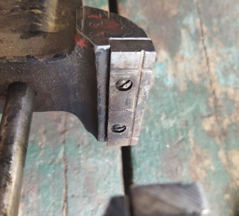 Тиски слесарные СССР