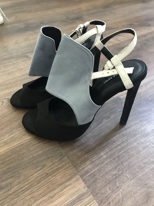 Босоножки, босоніжки Zara