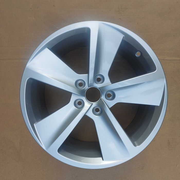 Felga 17" Seat Leon III nowa oryginał