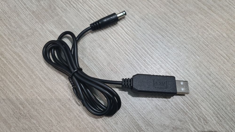 Перетворювач USB-DC 5V на 12V для живлення роутера