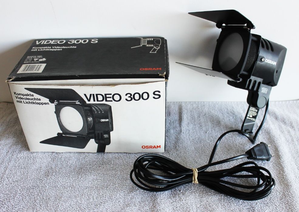 Projector / Lâmpada halógenea compacta de 300W Video 300S da OSRAM