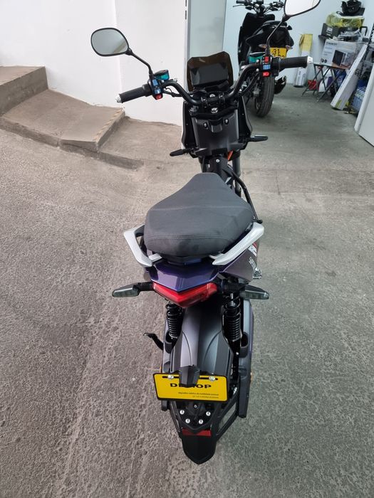 Vende se iletrica nova guardada sempre n garagem
