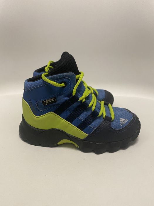Adidas ботинки кроссовки оригинал