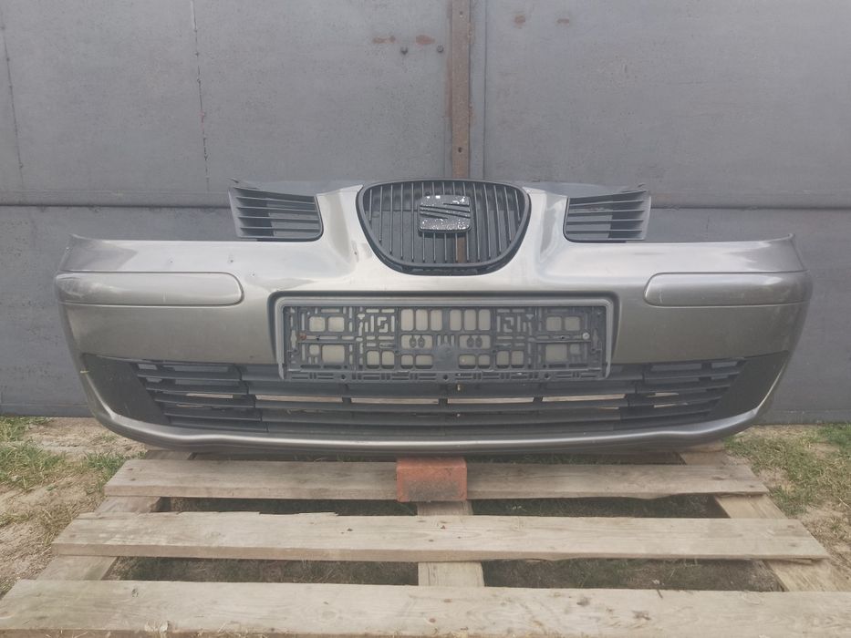 Seat Ibiza 3 III 6L Zderzak Przód Przedni