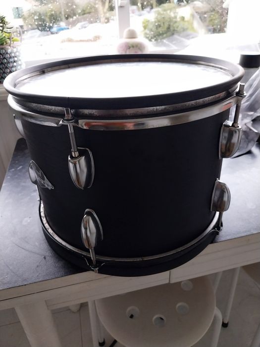 Vendo timbaloes para bateria ou claque