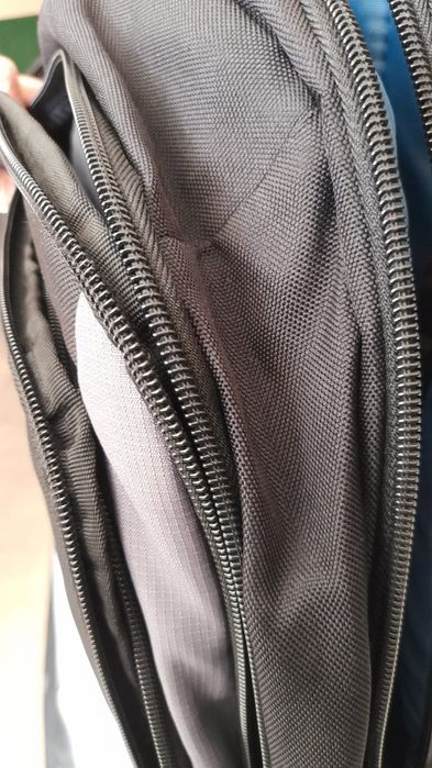 Mochila CASE LOGIC VNB-217