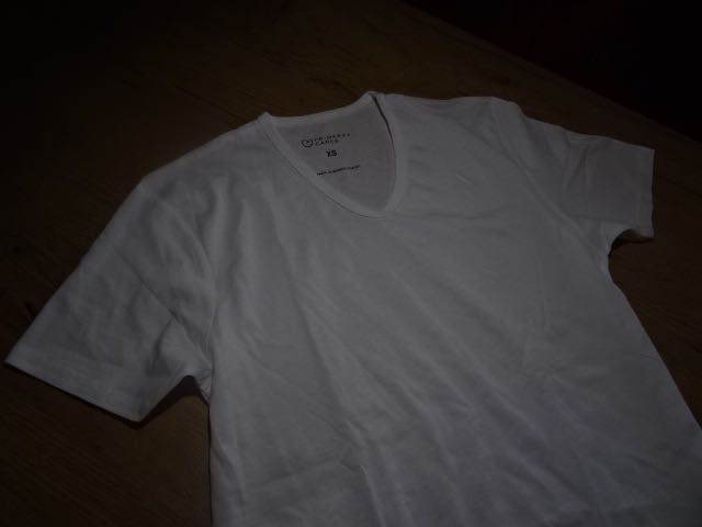 Primark t-shirt w serek nowa XS