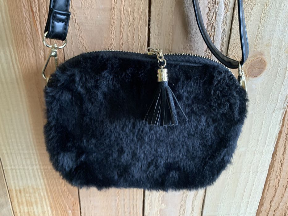 Clutch Preto de festa