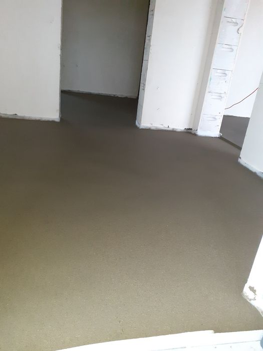 Posadzki Wylewki maszynowe mixokretem