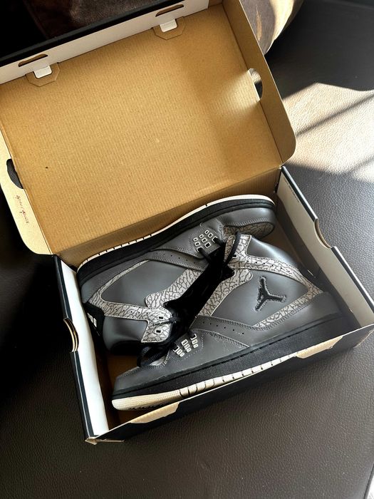 Air Jordan 1 Flight (novos, em caixa)