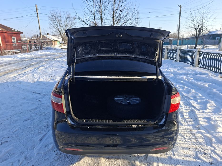 Kia Rio 3 2011 року, 1.6 MPI Газ/бензин, комплектація Prestige