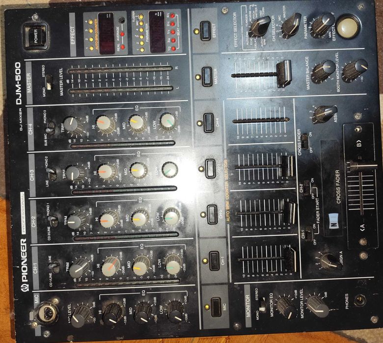 Berigher ddm 4000 , e pionner djm 500
