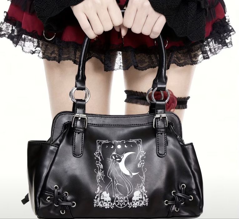 Жіноча готична сумка