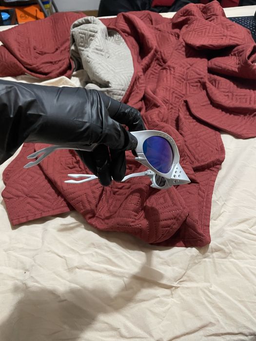 Juliet azul e cinzenta